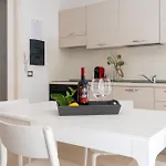 Casa Leone Апартаменты *