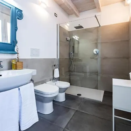 Casa Leone Apartment *