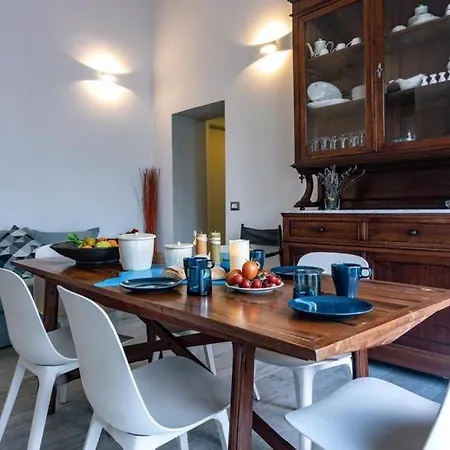 Casa Leone Apartment *