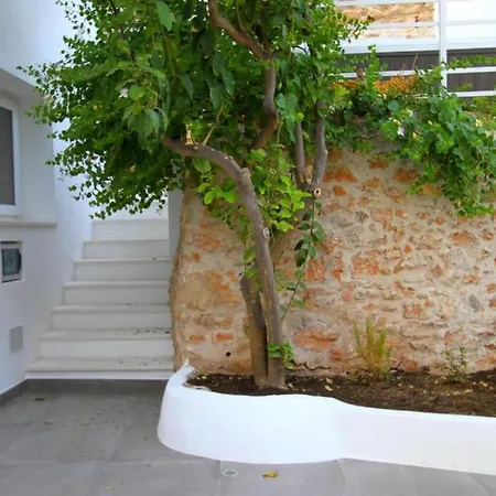 Casa Leone 부게루