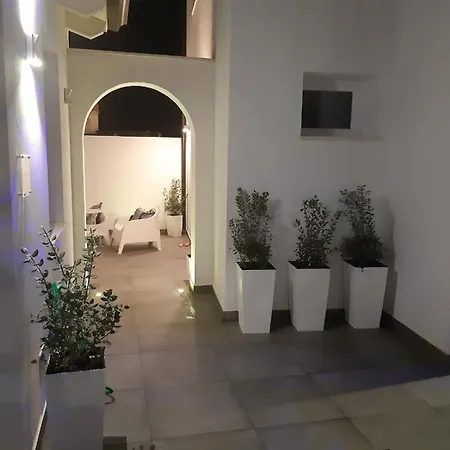 Casa Leone アパート